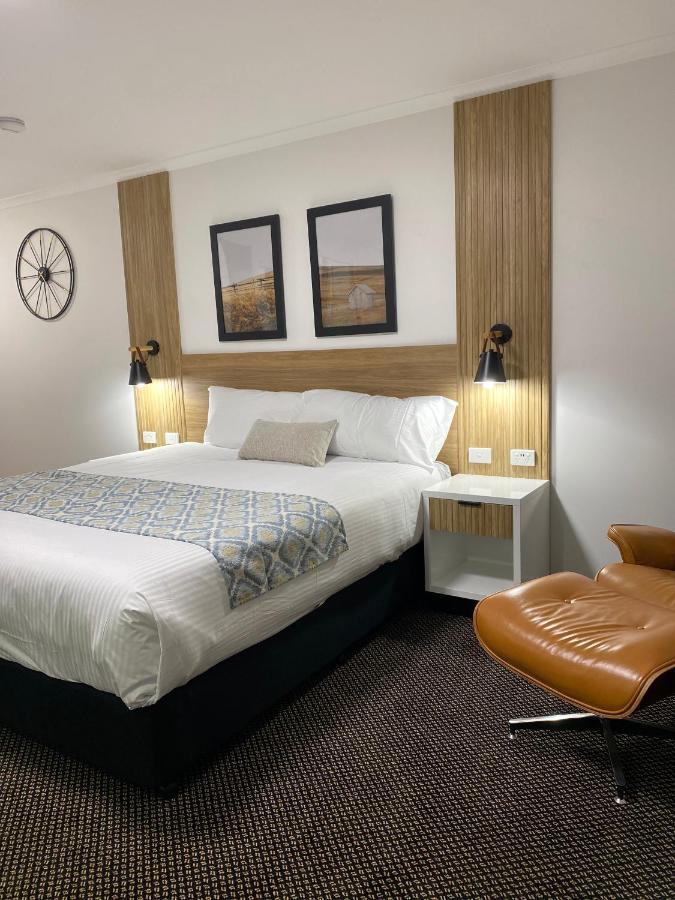 Cattlemans Country Motor Inn & Serviced Apartments Dubbo Bagian luar foto